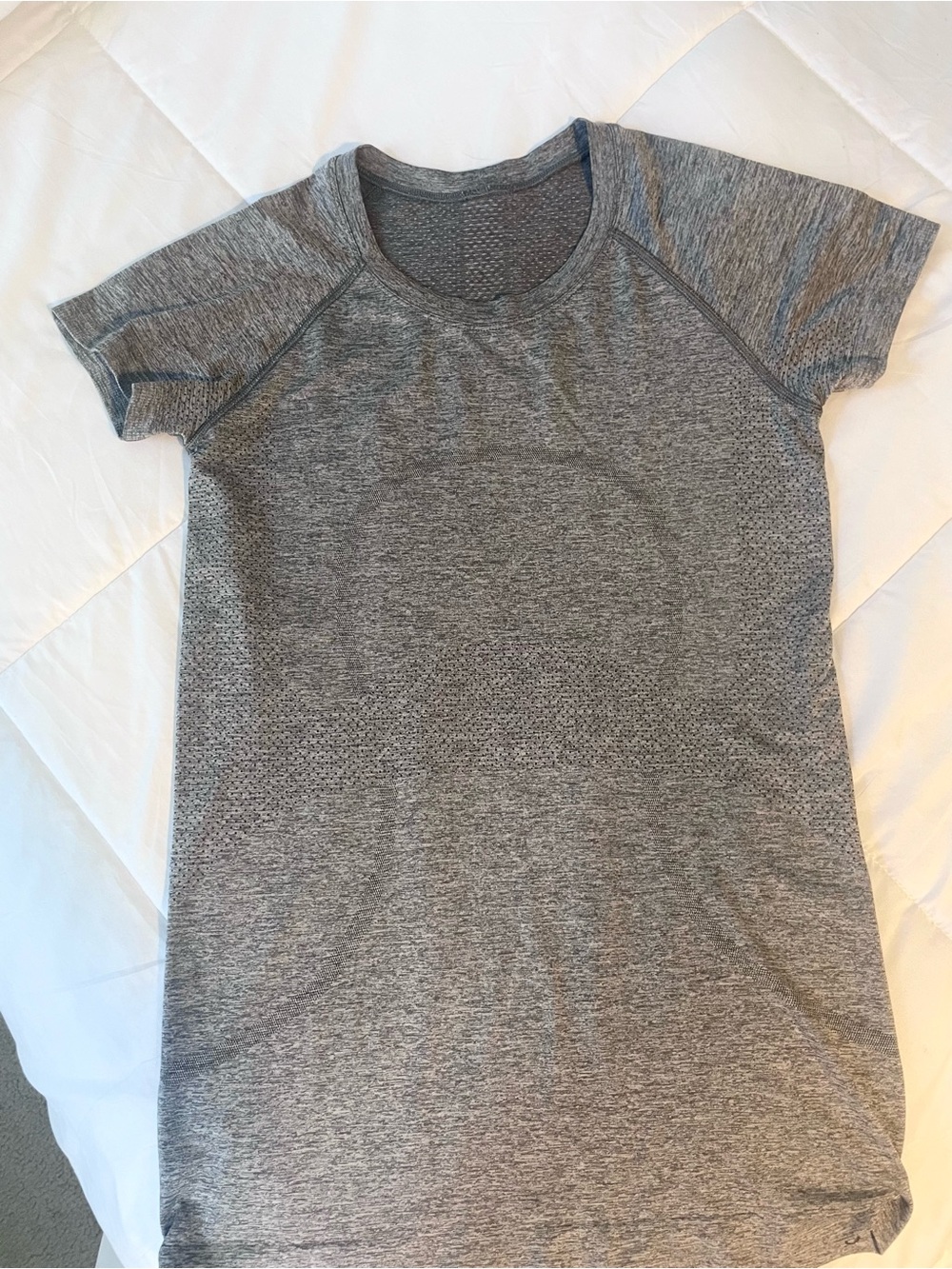 Lululemon Womens Grey Short-Sleeve Performance Tee